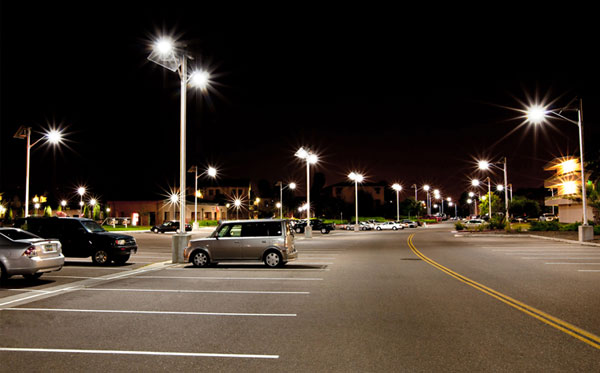 O que são lâmpadas de rua LED solares ao ar livre?